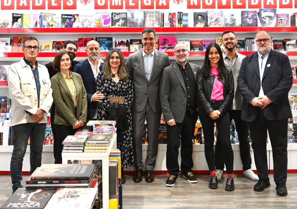 El presidente del Gobierno Pedro Sánchez se reúne con representantes del sector del cómic.