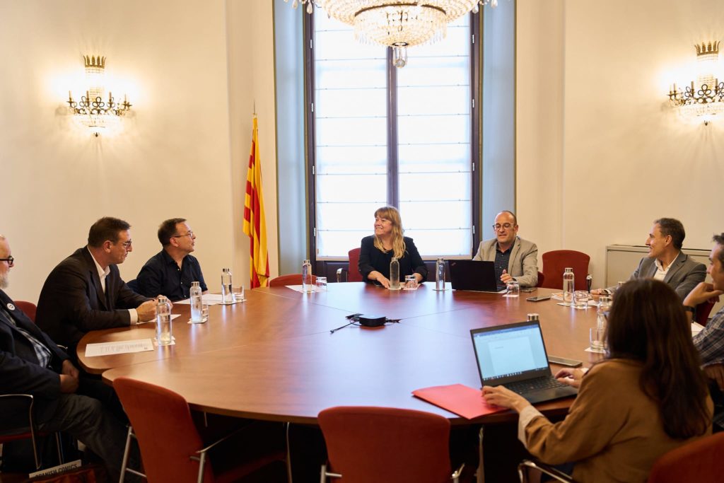 Trobada de la Consellera de Cultura del govern català amb Sectorial del Cómic